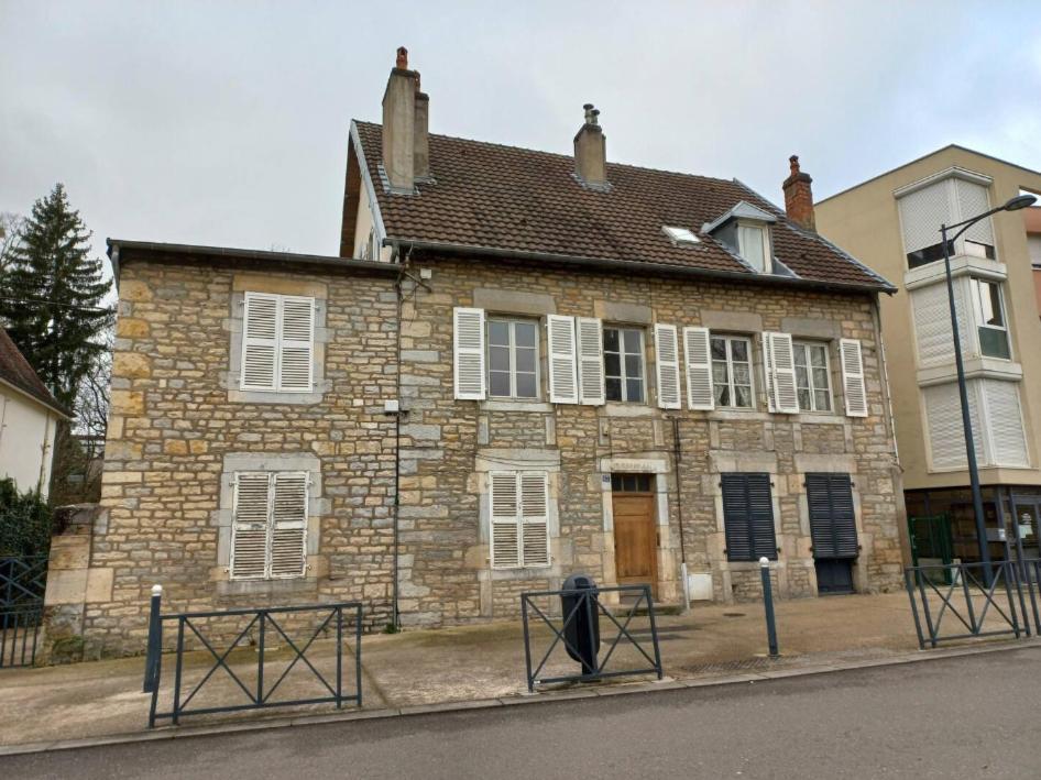 Le Montjoux, Appartement Calme, Toutes Commodites Besançon Eksteriør bilde